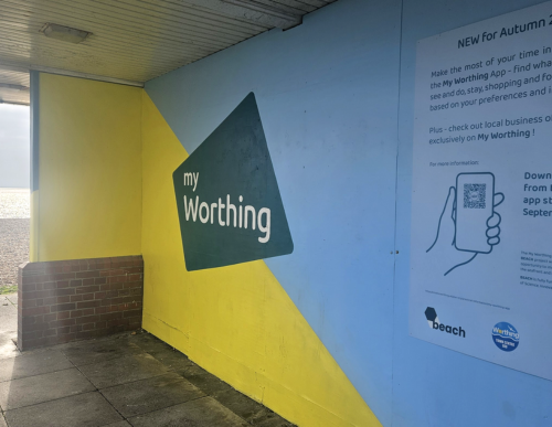 The myWorthing seafront shelter advert